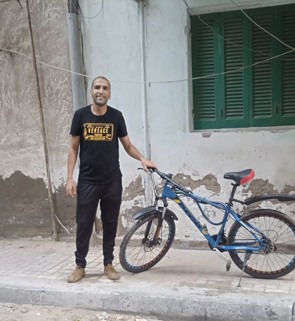 يالا بينا ندعم الشاب الجميل ده 
اعمل #ريتويت واكتب له كلمة طيبة في التعليقات
انا اسمى عبد العزيز على درويش مدرس تربية رياضية وعندى عجلة  لو حد عنده اوردر اودهوله سعر الاوردر 20 من  #الإسكندرية المندرة لغاية فيكتوريا وشكرا لحضراتكم 
01211264923
01090772248 وتس