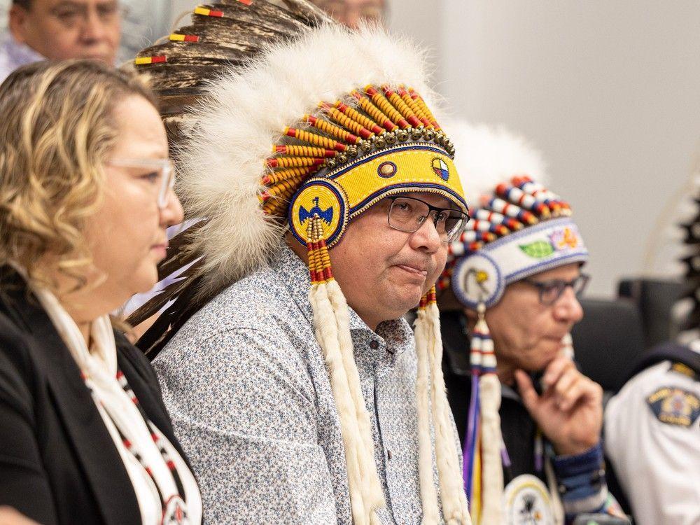 leaderpost's tweet photo. Phil Tank: Addressing issues behind James Smith tragedy a massive task — Saskatchewan includes hundreds of reserves and dozens of First Nations with communities facing the same issues that fuelled the massacre.
#sask #JamesSmithCreeNation #JSCN https://t.co/rReXWCBVjN https://t.co/iQ2ju9QLcD