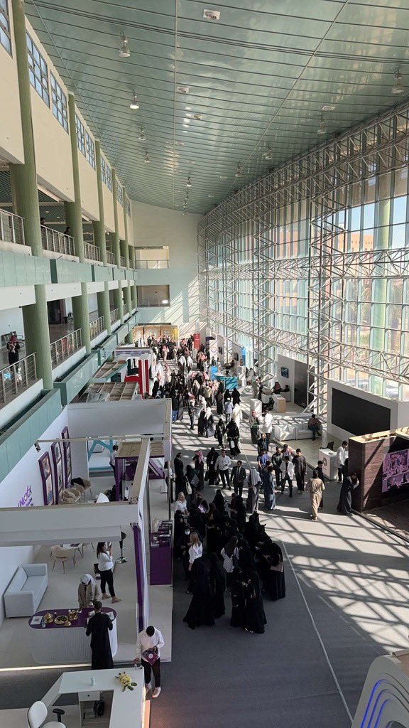 hakalharbi's tweet photo. تشرفت بحضور 

#مؤتمر_حفرالباطن_الدولي_للصحة_الريفية
 
حيث تم استضافة الكثير من الأعمال البحثية و التطوعية و التوعوية و ورش العمل ودعم الجهود و الأنشطة العلمية والبحثية التي تُعنى بصحة المجتمع

@UHB_University 
@HBHCluster https://t.co/VzeglfUCde