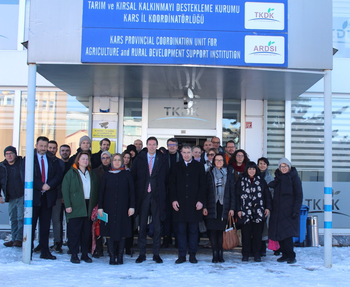 ardsionline's tweet photo. Deputy Head of the Delegation of the European Union (EU) to Türkiye (Minister Counsellor) Jurgis Vilcinskas and a delegation of Deputy Ambassadors of 20 Member States visited ARDSI Kars Provincial Coordination Unit.

@TCTarim @ABBaskanligi @EUDelegationTur 
#ARDSI #Kars 🇹🇷🇪🇺 https://t.co/JDhOEtQnpC