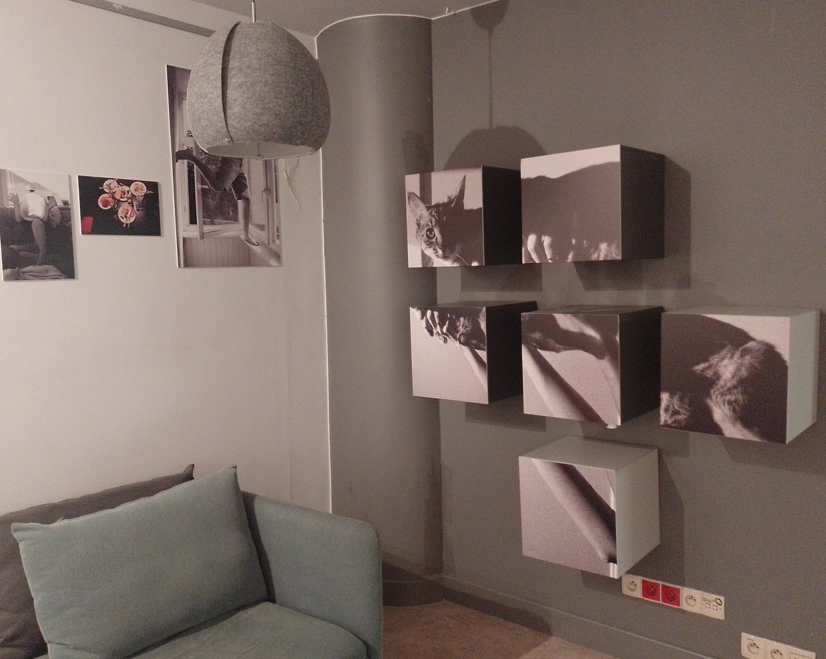 fibularyzacja's tweet image. Co za słota... 
(westchnęła biedna istota)
😉

A czy w Waszym ulubionym kinie też jest galeria (nie mylić z kinem w galerii [handlowej]), chill room i pyszne domowe pączki? 🤔

#mniam #idźnawystawę #idźdokina