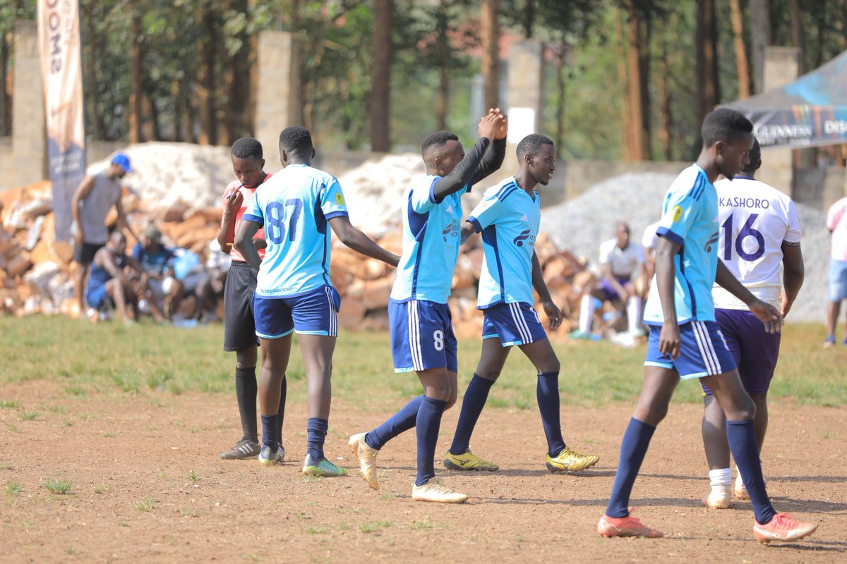 SC_Jabulani's tweet photo. A proper team performance last Sunday as it ended with an 8-1 score against our elders @Kashoro_FC .
@romfield10 netting 6 goals to lead the NLLIV top scorer chats for the first time this season. 👏
#Road2Kigali
#NLLIV https://t.co/XFLhV6Dggi