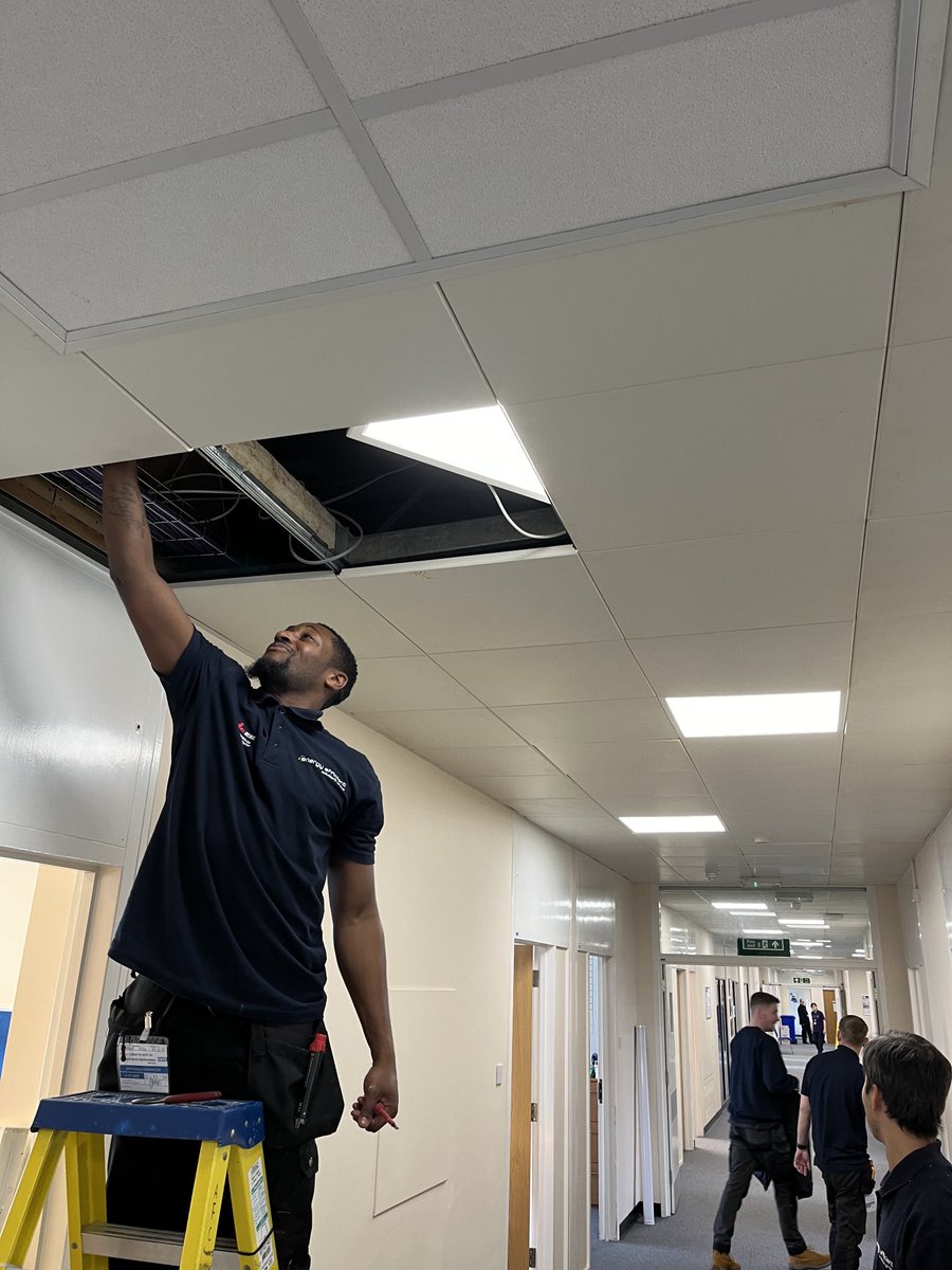 Jamal changing our lights to LED ⁦@enherts⁩ #greener future