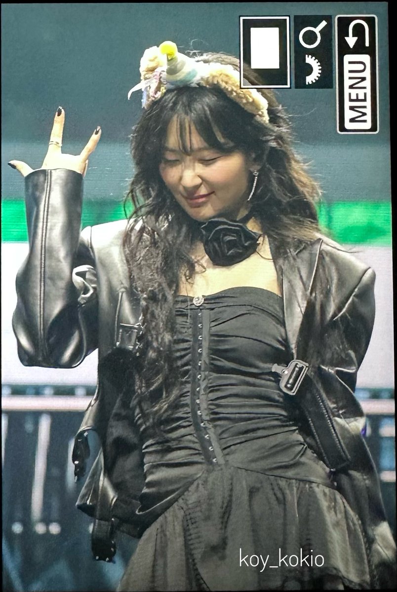 seulgikpics's tweet photo. your dream rockstar girlfriend https://t.co/yeNOTcA5cp