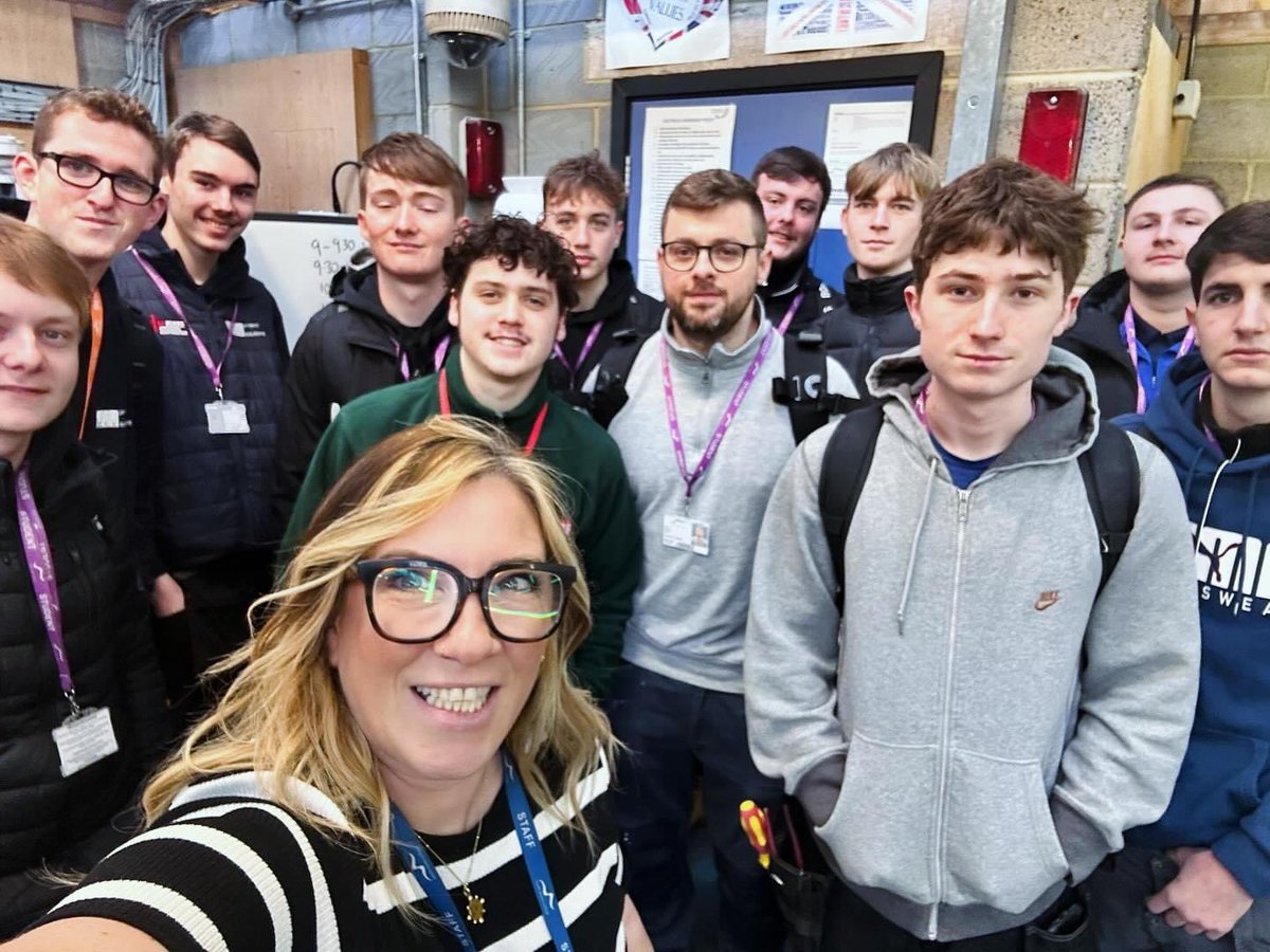 Meet some of our hard working students! Here are some of our Electrical Level 3 first year apprentices and our Level 3 plumber apprentices. All of them are getting stuck in with our #nationalapprenticeshipweek activities and competitions. southessex.ac.uk/workforce/appr…
