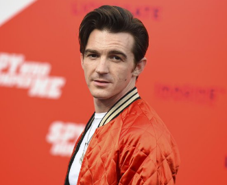 VolumenOficial's tweet photo. Drake Bell forma parte del cartel oficial de la Feria de Las Fresas en Irapuato que se celebrará del 15 al 31 de marzo. 🤩🍓🎤
#FeriaDeLasFresas #DrakeBell #VolumenRadio https://t.co/a306yx47hF