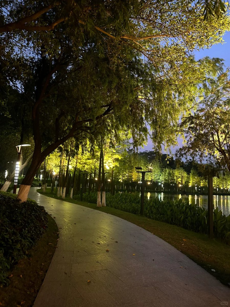 candidoj41's tweet photo. This scenery is really charming https://t.co/GPPxS6BPds