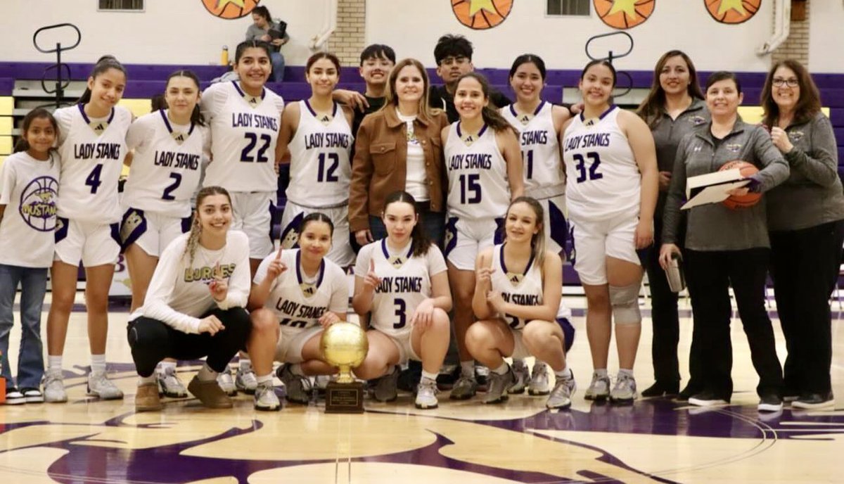 BurgesGBB's tweet photo. With the win last night,  Burges is the 1-5A Undefeated district champs. Way to go ladies!!! 3-peat champs!!!!! #IOB #JustGettingStarted #ItStartsWithUs @ELPASO_ISD   @EPISDathletics @Fchavezeptimes @jason_yturralde @EPSports915 @Burges_Mustangs https://t.co/5JcYlJi5ev