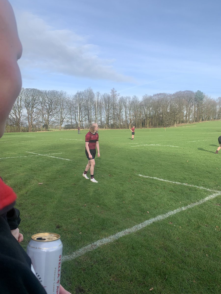 I love wingers with skullets