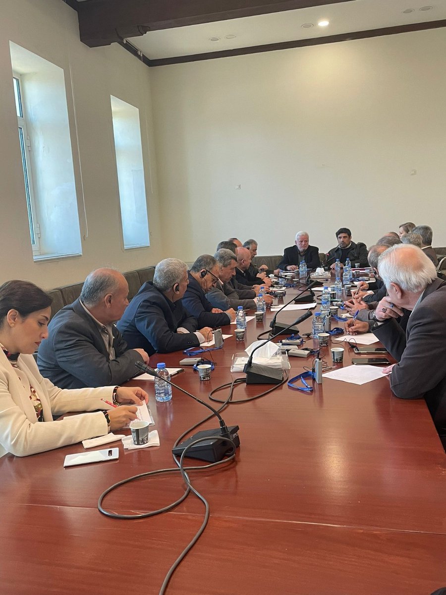 اجتماع مشترك في السراي الحكومي بين #لجنة_الحوار_اللبناني_الفلسطيني والفصائل الفلسطينية و”#الاونروا”: للتراجع عن قرار تعليق تمويل #الاونروا 
shorturl.at/abiqS