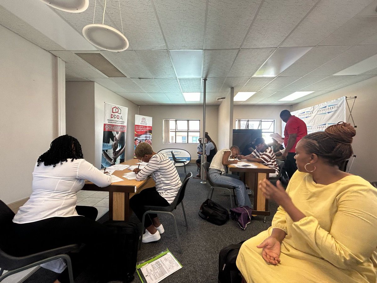 The_PPRA's tweet photo. The PPRA  transformation team in Bloemfontein contracting 30 of the 58 unemployed youths  under the One Learner-One Property Practitioner  Candidacy Programme.

This is the first time that the project is implemented in Bloemfontein.
#PPRATransformation https://t.co/TgGfheb01z