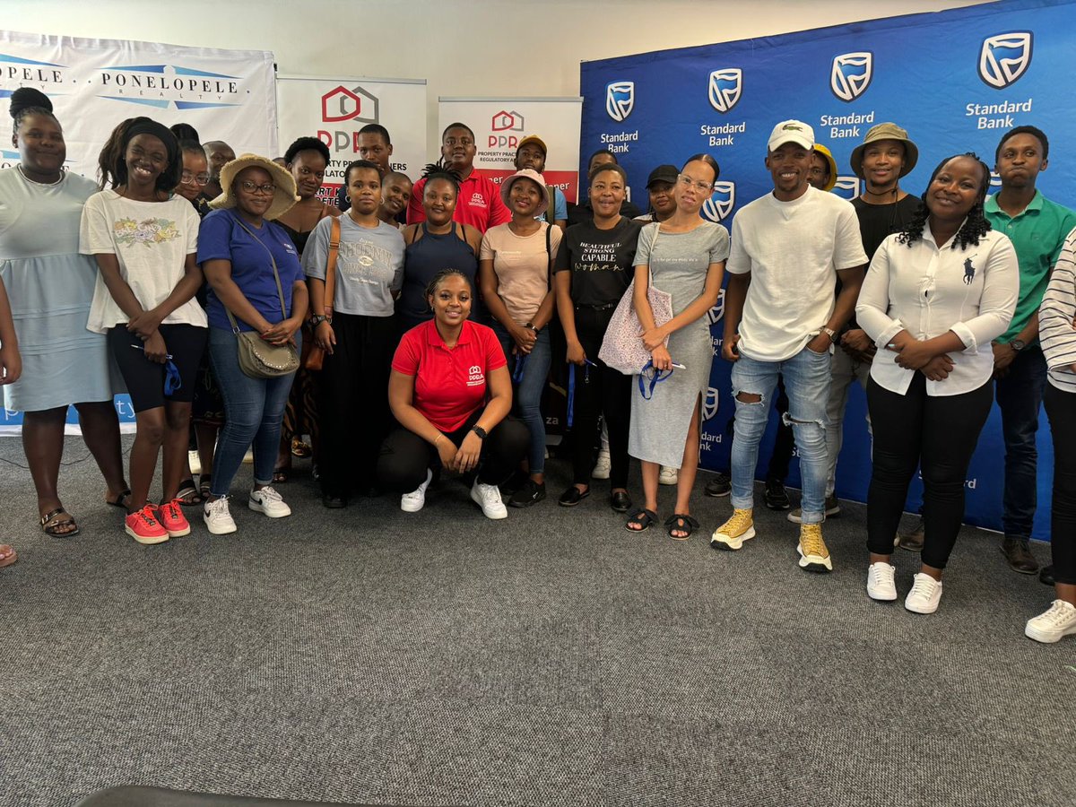 The_PPRA's tweet photo. The PPRA  transformation team in Bloemfontein contracting 30 of the 58 unemployed youths  under the One Learner-One Property Practitioner  Candidacy Programme.

This is the first time that the project is implemented in Bloemfontein.
#PPRATransformation https://t.co/TgGfheb01z