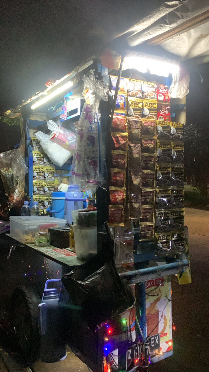 Dimasnpdhtn's tweet photo. Ngopi sambil menikmati kebodohan ini https://t.co/bQ4aBgHqrq