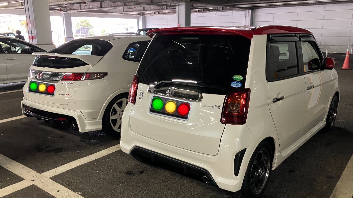 110Hdk's tweet photo. #ModuloX10th
#モデューロx
#NONE
#FN2
#TYPER
#シビック
#ユーロR
先週末にシフトブーツ、バッテリー交換とブレーキローター、パッド入替作業完了★
あまり激しい走りはしないのでブレーキはマイルド仕様に😅
アタリ付けしたかったけどあいにくの雪と仕事でしばらくはまだ無理だなぁ、、、
来週は残りの作業で今月のメニューはごちそうさま♪