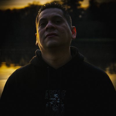 AlexBerhm's tweet photo. #NuevaFotoDePerfil https://t.co/UzZ412jGP1