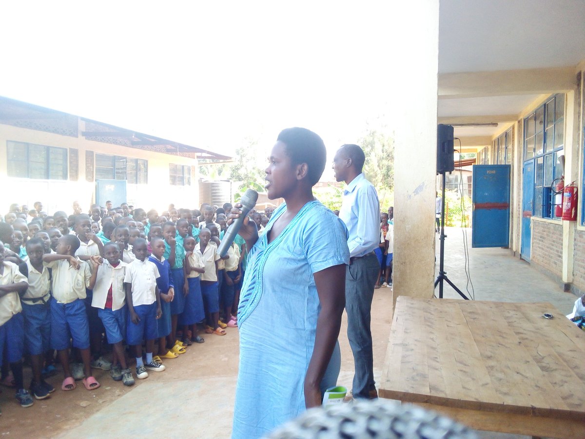 YegoKabuga's tweet photo. Turi GS Agataramo @gatsatasector : Turimo utanga ibiganiro ku buzima bw'imyororokere, Ubuzima bwo mu mutwe kurubyiruko rw'abanyeshuri bagera ku 1000.
@RwandaYouthArts @Gasabo_District @GasaboYouth https://t.co/SoM0FIrnZg
