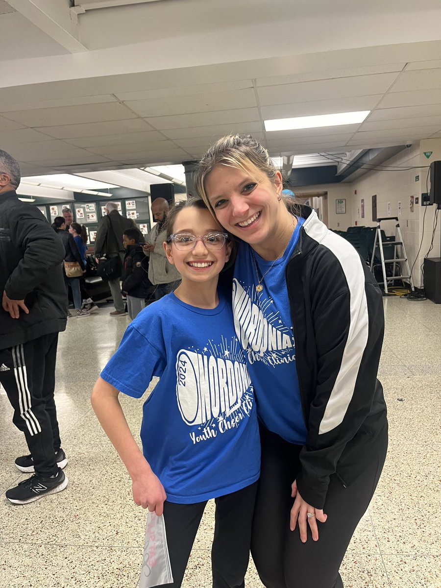 piccianoc's tweet photo. Thank you for a fun night ! Gia had a ball doing the clinic as always and Daniela can’t wait to cheer for the Knights for years to come @dominick_mrs_  @nordoniamascot  @LEelementary @LedgeviewElem https://t.co/2DYEKgV06u