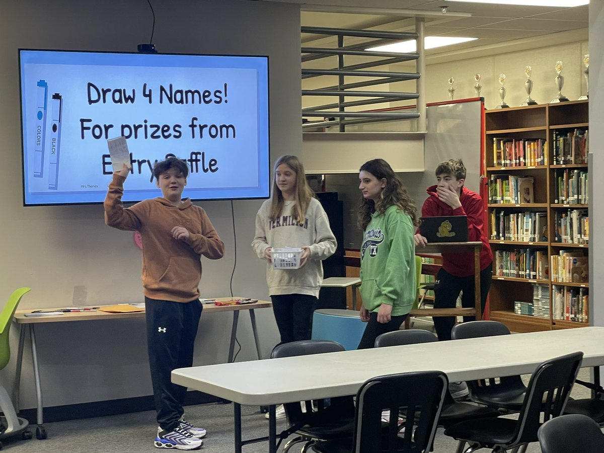 SThomasMMS's tweet photo. MMS Student Council is back in session! #wearememorial https://t.co/mJextJGhmQ