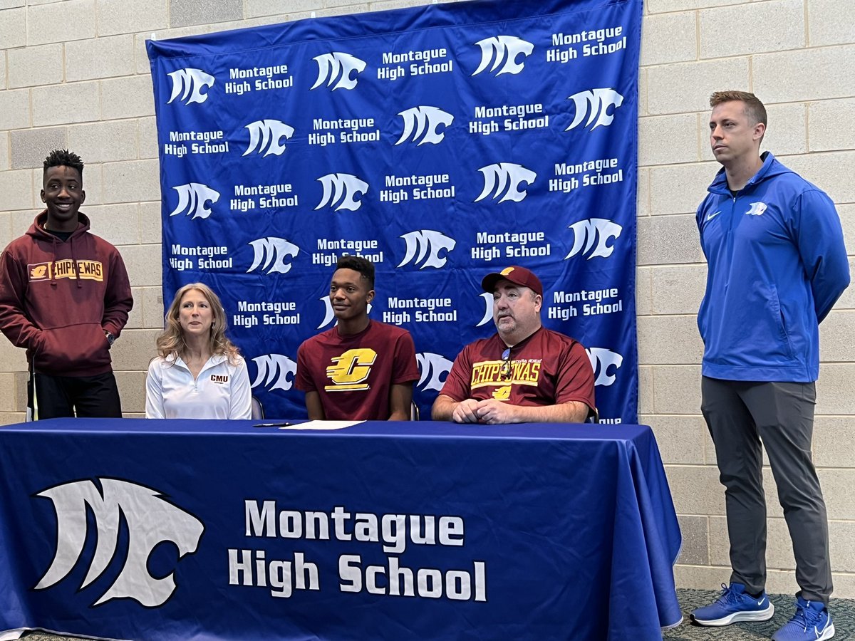 Just-A-Gue-Fan 💙🏈🏐⚽️🏌️‍♂️ tweet media