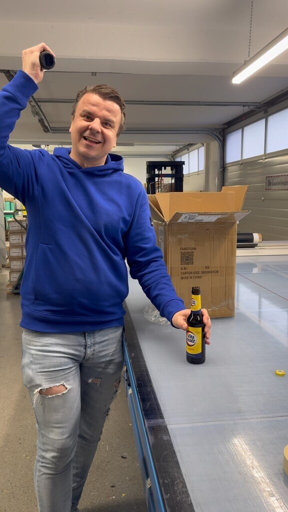 Florian Roth (@florianroth) on Twitter photo Heute haben wir eine Lieferung von richtig coolen Flaschenöffnern bekommen. Falls ihr mal welche für eure Kunden als Werbegeschenke benötigt, dann meldet euch gerne bei mir! #flaschenöffner #flaschenöffnen #biertrinken #werkstoffworkwear #cadvreden <a href="/cadv/">Jennifer House Vahl</a>… instagr.am/reel/C3DJI1cob… Heute haben wir eine Lieferung von richtig coolen Flaschenöffnern bekommen. Falls ihr mal welche für eure Kunden als Werbegeschenke benötigt, dann meldet euch gerne bei mir! #flaschenöffner #flaschenöffnen #biertrinken #werkstoffworkwear #cadvreden <a href="/cadv/">Jennifer House Vahl</a>… instagr.am/reel/C3DJI1cob…