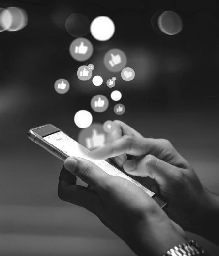 The medical #disinformation movement has not shaken the confidence Canadians have in medical professionals, a <a href="/CMA_Docs/">Canadian Medical Association</a> study shows. 81% of respondents trust physicians to provide credible health information, followed by pharmacists and nurses at 79%. bit.ly/3Ozsakp