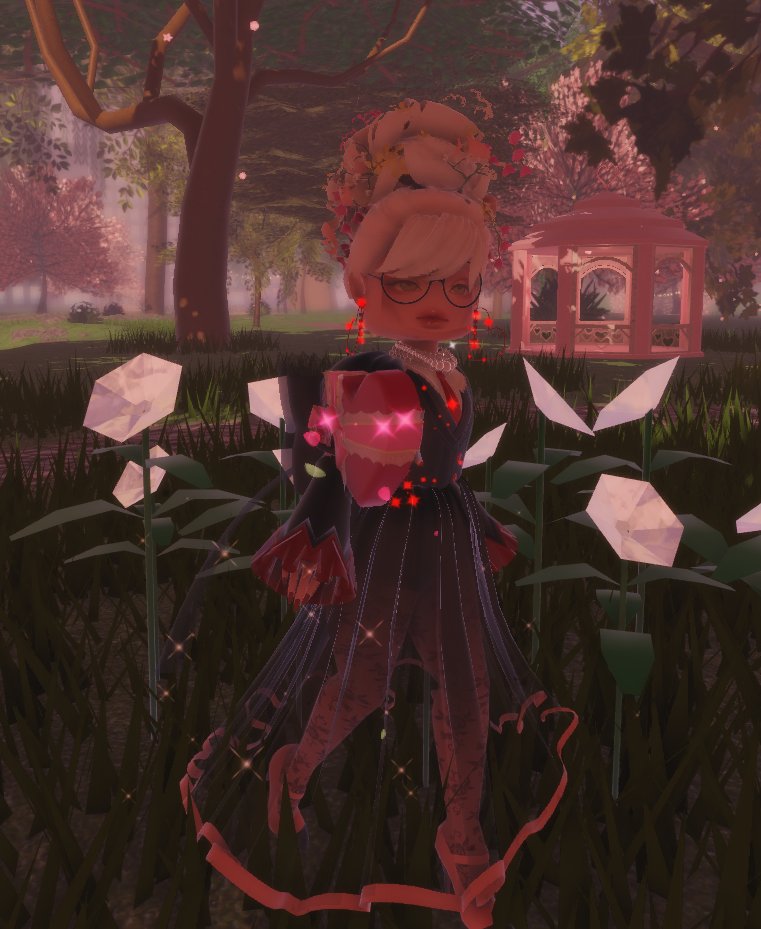 luvleyalison's tweet photo. Made this val fit I guess 🤷‍♀️
#royalehigheverfriend #royalehighoutfits https://t.co/Ec7nRVibg3