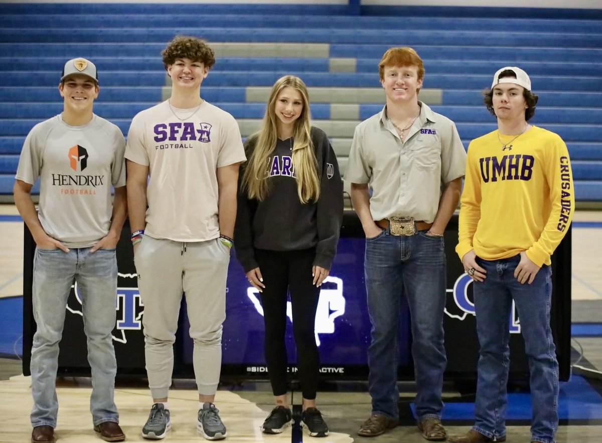JasonDellaRosa's tweet photo. Gunter signings
Marshall Magers, football Hendrix
Brayden Hinton, football Stephen F. Austin 
Ella Thompson, track University of the Ozarks
Cannon Lemberg, football Stephen F. Austin
Jace Martin, football Maryland Hardin-Baylor https://t.co/y4CFJEB7tN