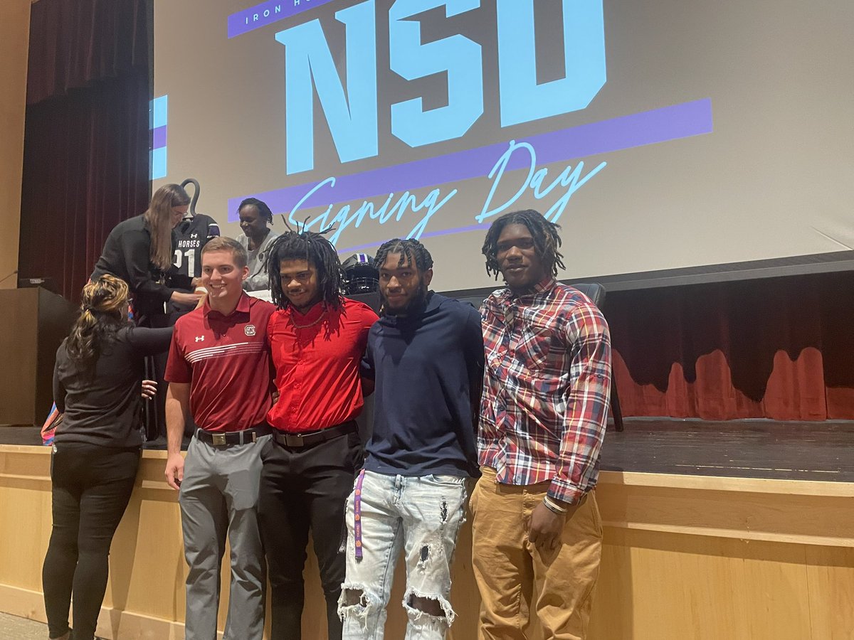 Good morning &amp; Happy National Signing Day to all who celebrate!✍🏼

Four <a href="/PSIronHorseFB/">Philip Simmons Iron Horse Football</a> players signing today. 

Gunnar Yocum - South Carolina 
KJ Asbury &amp; Sharod Williams - Limestone 
Bryce Smalls - Newberry
