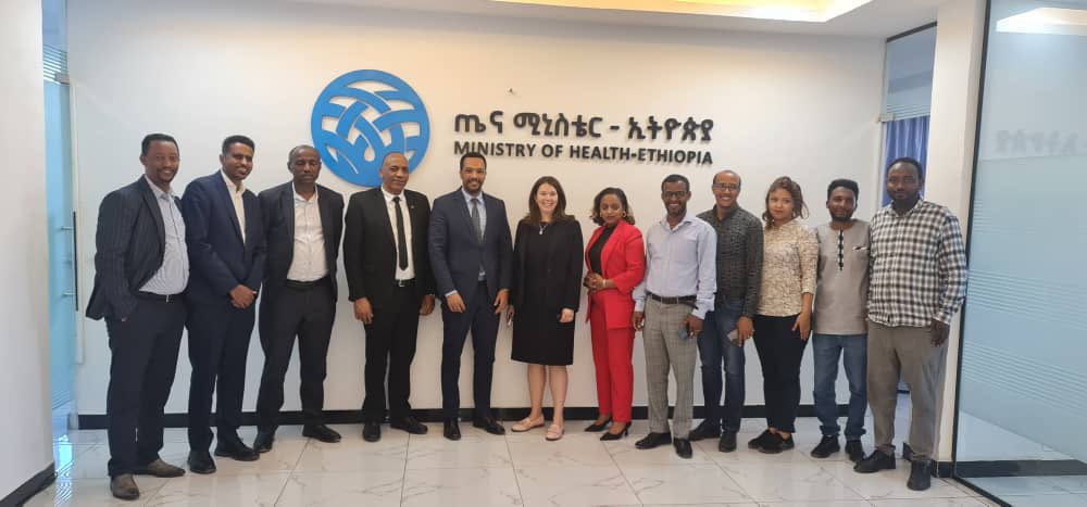 dereje_dugumaMD's tweet photo. Had productive meeting with @results4dev CEO and pres. @LagomarsinoGina on the support they are providing:health financing reform, nutrition, rehab integration and market shaping. @FMoHealth https://t.co/zG04T46ROY