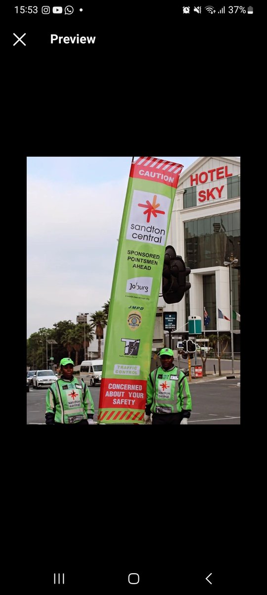 SandtonCentral's tweet photo. Gratitude to the dedicated pointsmen, Simphiwe Hlongwane and Getwell Mdluli, stationed at Sandton Central's busiest intersections. Keep it up! 👌🚦🚘
Give them a friendly wave next time you see them.
#appreciationpost #pointsmen #sandtoncentral https://t.co/dj4GQCC11d