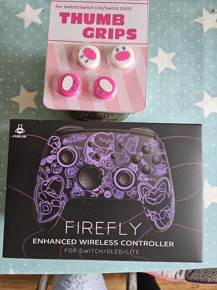 DaedricShadow's tweet photo. It finally came @Funlab_switch  thank you so much for an awesome giveaway of this and palworld ✨️  ill post a pic when fully set up 🤩😍 #win #shinynewcontroller #funlabs *also amazing team dealing with customer queries too * customer service is amazing too ♡♡ https://t.co/ziBVz5qVvk