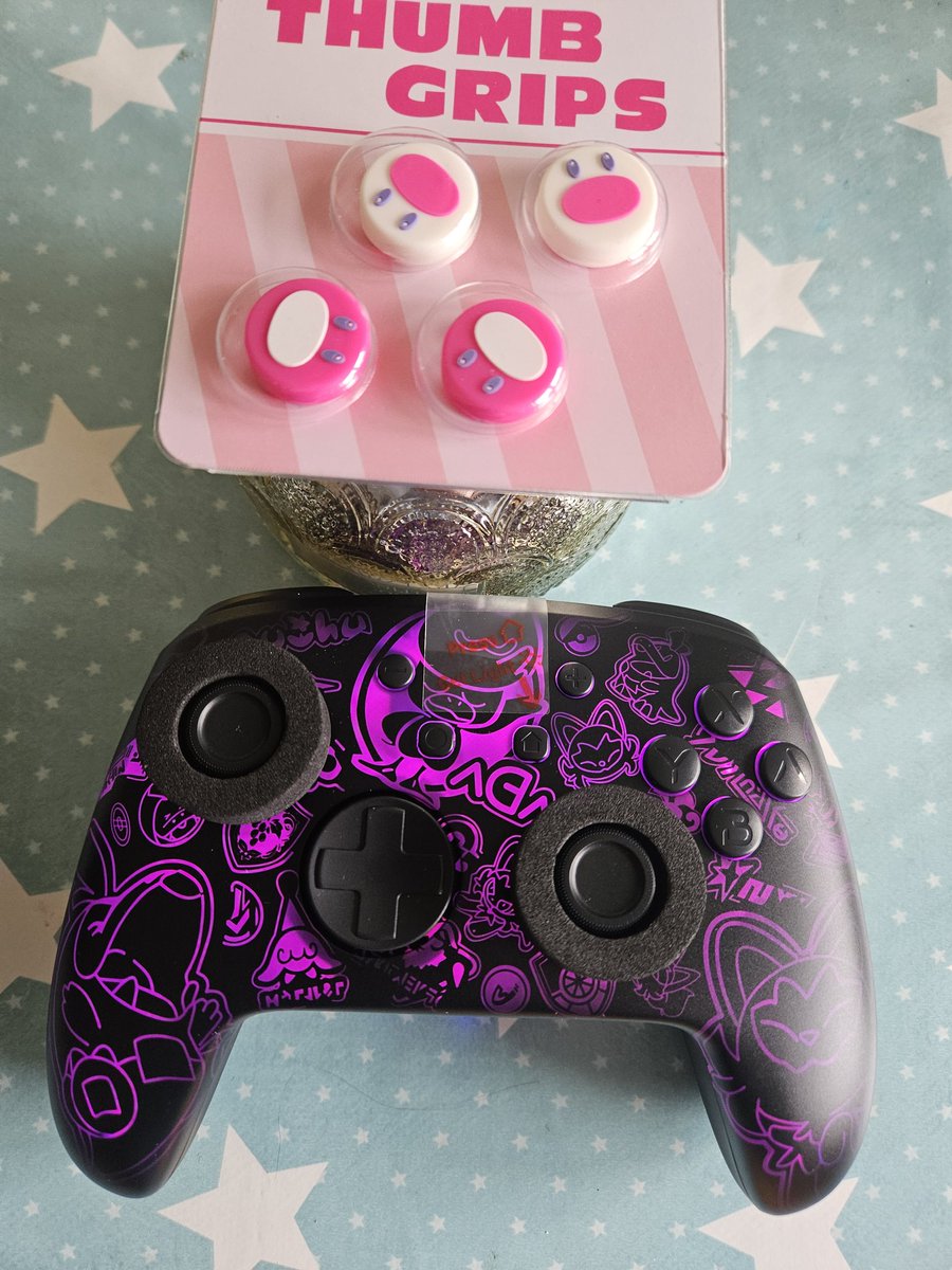 DaedricShadow's tweet photo. It finally came @Funlab_switch  thank you so much for an awesome giveaway of this and palworld ✨️  ill post a pic when fully set up 🤩😍 #win #shinynewcontroller #funlabs *also amazing team dealing with customer queries too * customer service is amazing too ♡♡ https://t.co/ziBVz5qVvk