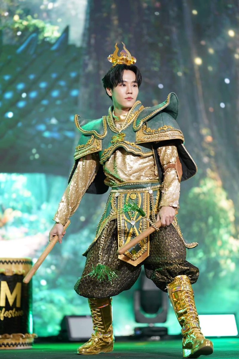 worldwwar_z's tweet photo. มังกรพสุธาหล่อมากกก 
#TheMallLifestoreCNY2024
#YWP3มังกรเยือนเ���อะมอลล์
@warwanarat 
#warwanarat 
W.Wanarat https://t.co/DVrmEL5yHt