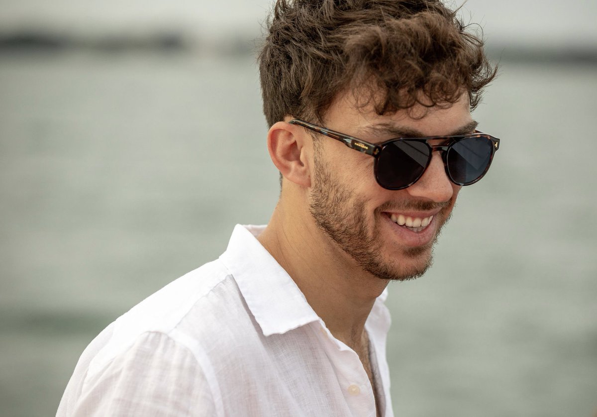 HAWKERS CO. (@hawkersco) on Twitter photo Happy to supporting you one more year 😎 Happy bday, <a href="/PierreGASLY/">PIERRE GASLY 🇫🇷</a> !! 🎂
(Don’t ask Pierre what he wished for😜) Happy to supporting you one more year 😎 Happy bday, <a href="/PierreGASLY/">PIERRE GASLY 🇫🇷</a> !! 🎂
(Don’t ask Pierre what he wished for😜)