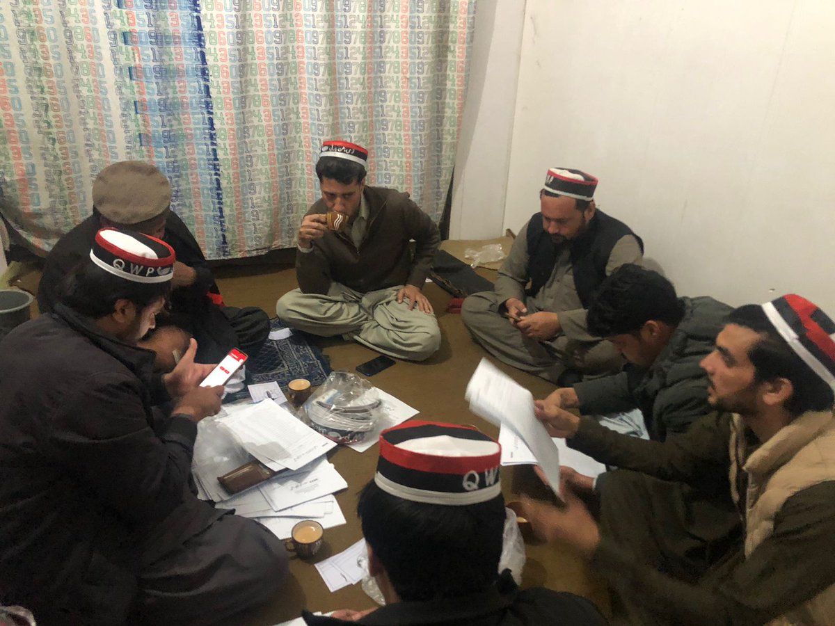 QWP_PK's tweet photo. وطن کور شیرپاؤ میں الیکشن 2024 کی چاند رات
انشااللہ جیت قومی وطن پارٹی کی ہوگی
#QWP #QWPisFuture #Vote4QWP #Elections2024 https://t.co/iz1diB1QPu