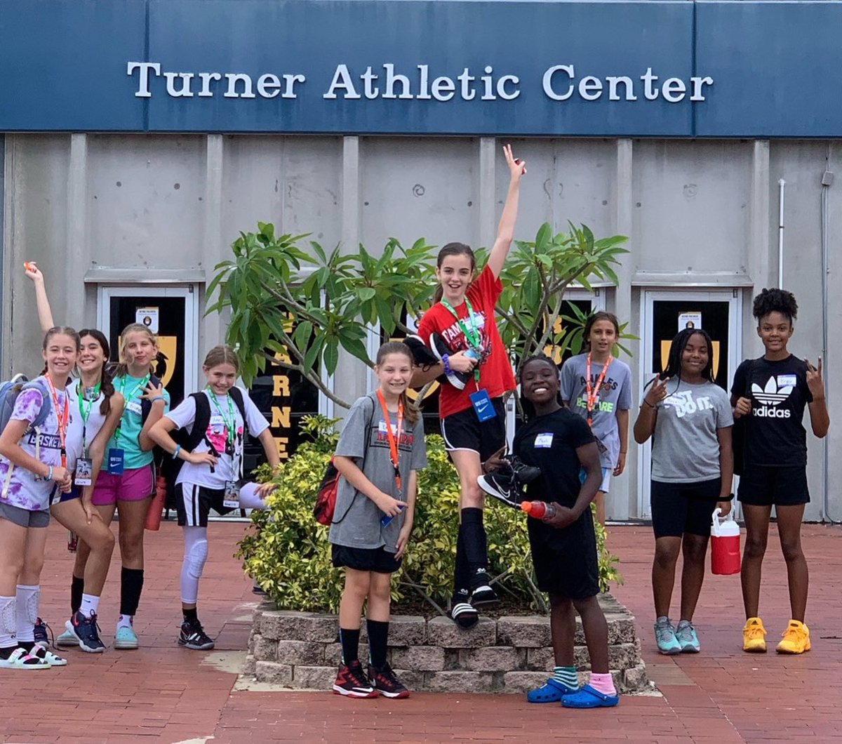 What:   Nike Overnight Girls' Basketball Camp
Where:  Warner University 
When:  Friday, May 31 (3:30pm) - Sunday, June 2 (11:30am)
Who:  Girls ages 8-18
Cost:  $395 (Overnight), $295 (Commuter)

Link to register:  ussportscamps.com/basketball/nik…