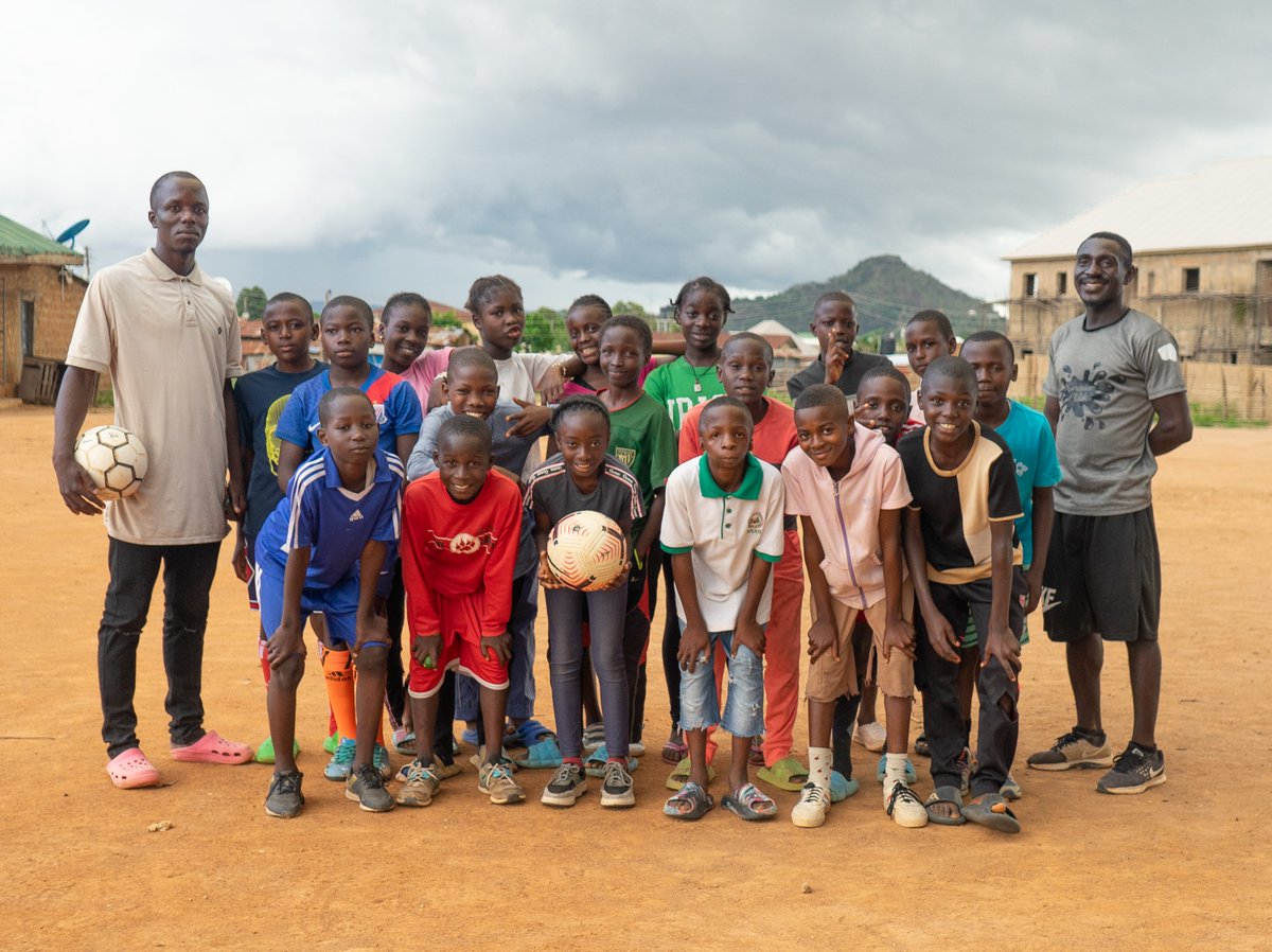 simintl's tweet photo. Pray that our @sportsfriends_intl staff, coordinators, coaches, and players will depend on God for their needs. Pray that we will all truly offer our bodies as living sacrifices, holy and pleasing to God.
#dependentonGod #SportsFriends #SIMInternational
#sportsministry #byprayer https://t.co/BfDXE6NVR6
