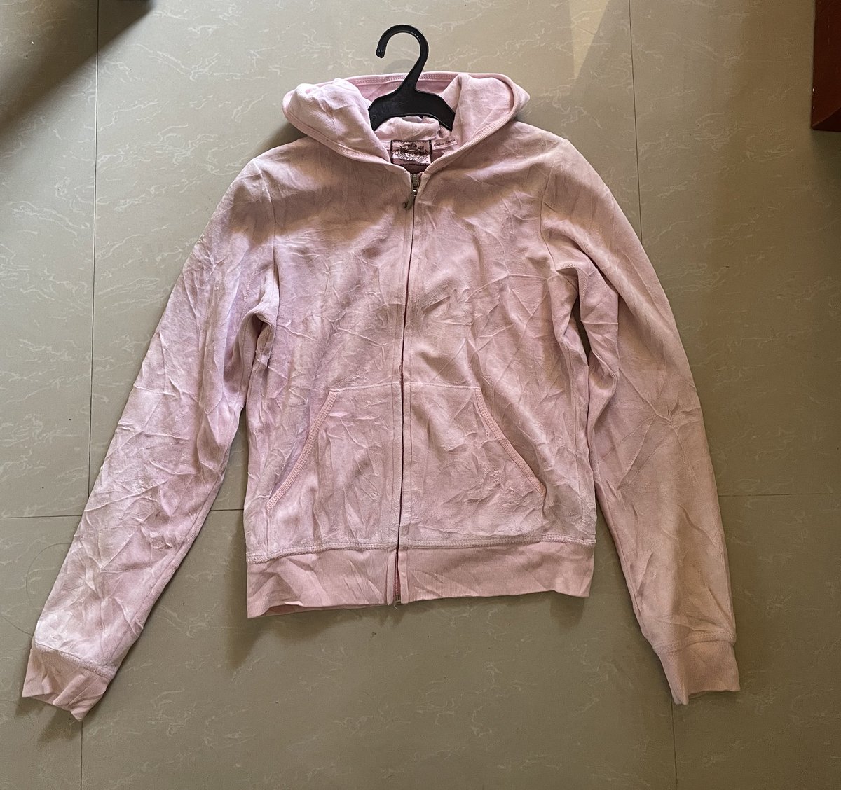 Kateeeeeyyyyy's tweet photo. WTS | LFB
Juicy Couture
Color: Light Pink
Mine: ₱350
Steal: ₱400
Grab: ₱450

Payment First
Shapi checkout🩷 https://t.co/AKsynJNe5l