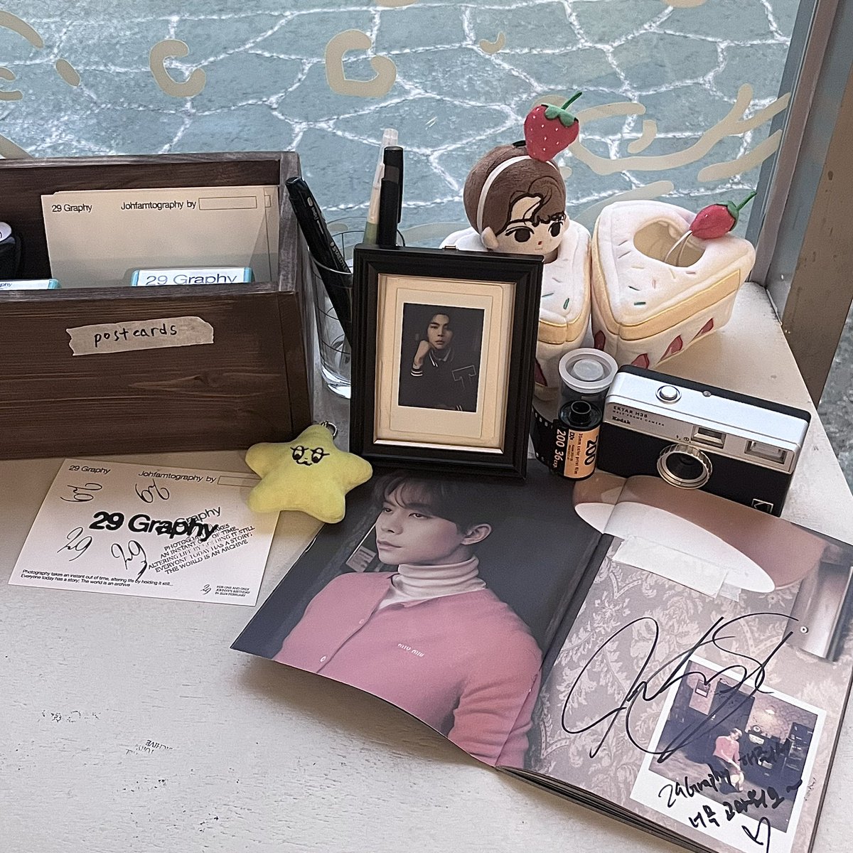ee127127's tweet photo. #29graphy
@29_graphy
(/¯◡‿◡)/¯✧·˚ : *✧·˚ : *💌 https://t.co/Tj9aQN5sYE