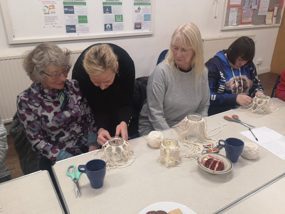 GreenerGranton's tweet photo. We are extremely grateful to @EdinburghCC , @northedinarts  and @OneCitytrust for supporting @GreenerGranton  in organising an evening of Valentine Crafting🙏🙏🙏Thanks to Creative Chest grant, we were able to deliver an amazing macrame workshop, where people learn a new skill💚 https://t.co/3f9XbIlwuo