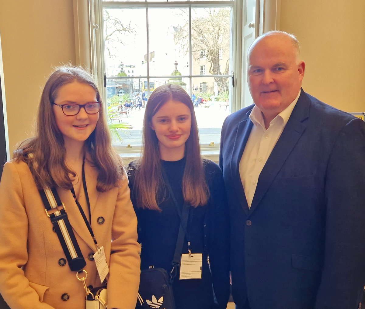 Lovely to meet Drumlish student,  Niamh Lillis, and her @WilsonsHospital classmate, Emily O'Donnell in the Dáil today. The duo are on work experience with the great @MichaelFitzmau1 and there's nothing they won't know by week's end!