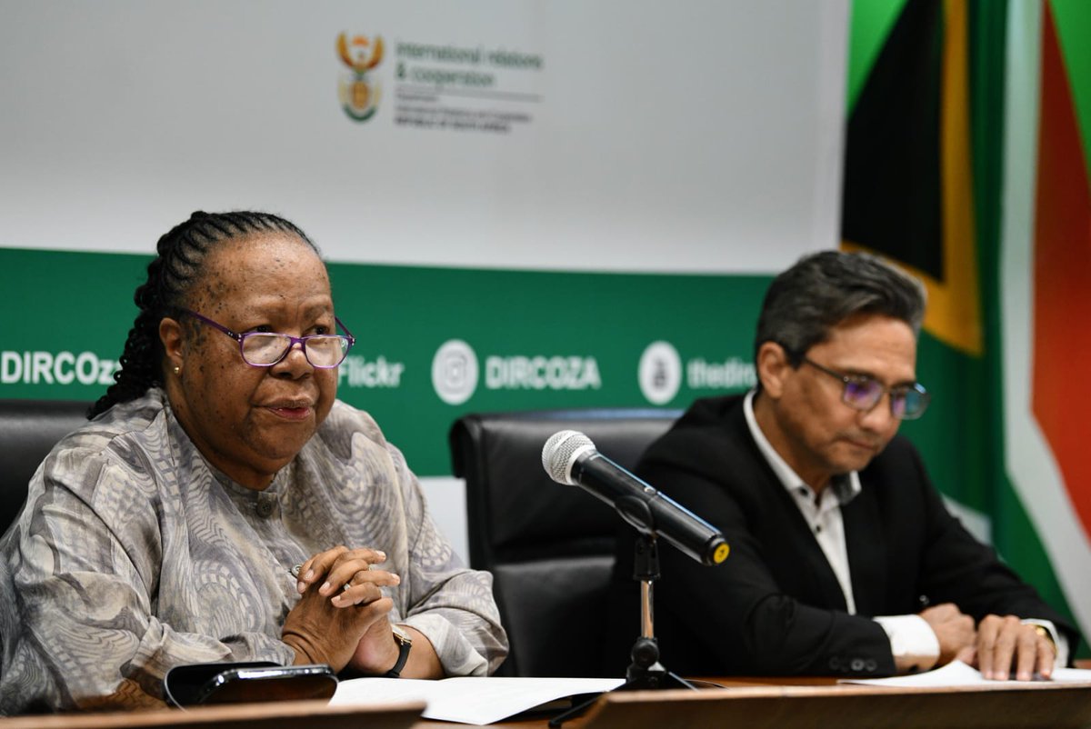 DIRCO_ZA's tweet photo. .....and to walk with them towards the realisation of their collective right to self-determination, for, as Nelson Mandela momentously declared, “Our freedom is incomplete without the freedom of the Palestinians”.
#DIRCOMediaBriefing https://t.co/huTJMvC8pC