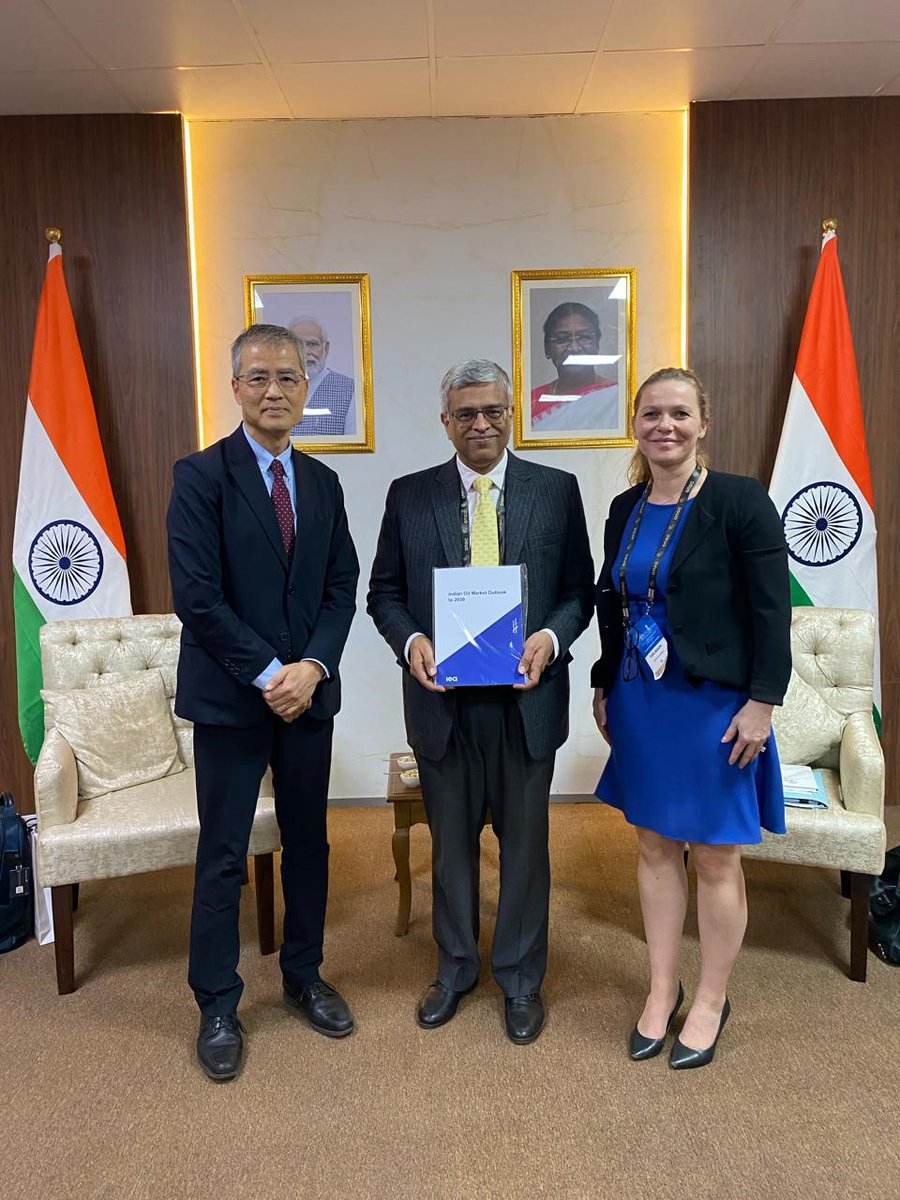 Kavita Jadhav (@kavitajadhav05) on Twitter photo Excellent launch of <a href="/IEA/">International Energy Agency</a>'s new Indian Oil Market - Outlook to 2030 report at #IndiaEnergyWeek2024 today by <a href="/BosoniToril/">Toril Bosoni</a> <a href="/KeisukeSadamori/">Keisuke Sadamori</a>
<a href="/Secretary_MoPNG/">@Secretary_MoPNG</a> <a href="/PetroleumMin/">Ministry of Petroleum and Natural Gas #MoPNG</a> <a href="/IndiaembFrance/">India in France</a> <a href="/PPACIndia/">Petroleum Planning & Analysis Cell, MoPNG, GoI</a> Excellent launch of <a href="/IEA/">International Energy Agency</a>'s new Indian Oil Market - Outlook to 2030 report at #IndiaEnergyWeek2024 today by <a href="/BosoniToril/">Toril Bosoni</a> <a href="/KeisukeSadamori/">Keisuke Sadamori</a>
<a href="/Secretary_MoPNG/">@Secretary_MoPNG</a> <a href="/PetroleumMin/">Ministry of Petroleum and Natural Gas #MoPNG</a> <a href="/IndiaembFrance/">India in France</a> <a href="/PPACIndia/">Petroleum Planning & Analysis Cell, MoPNG, GoI</a>