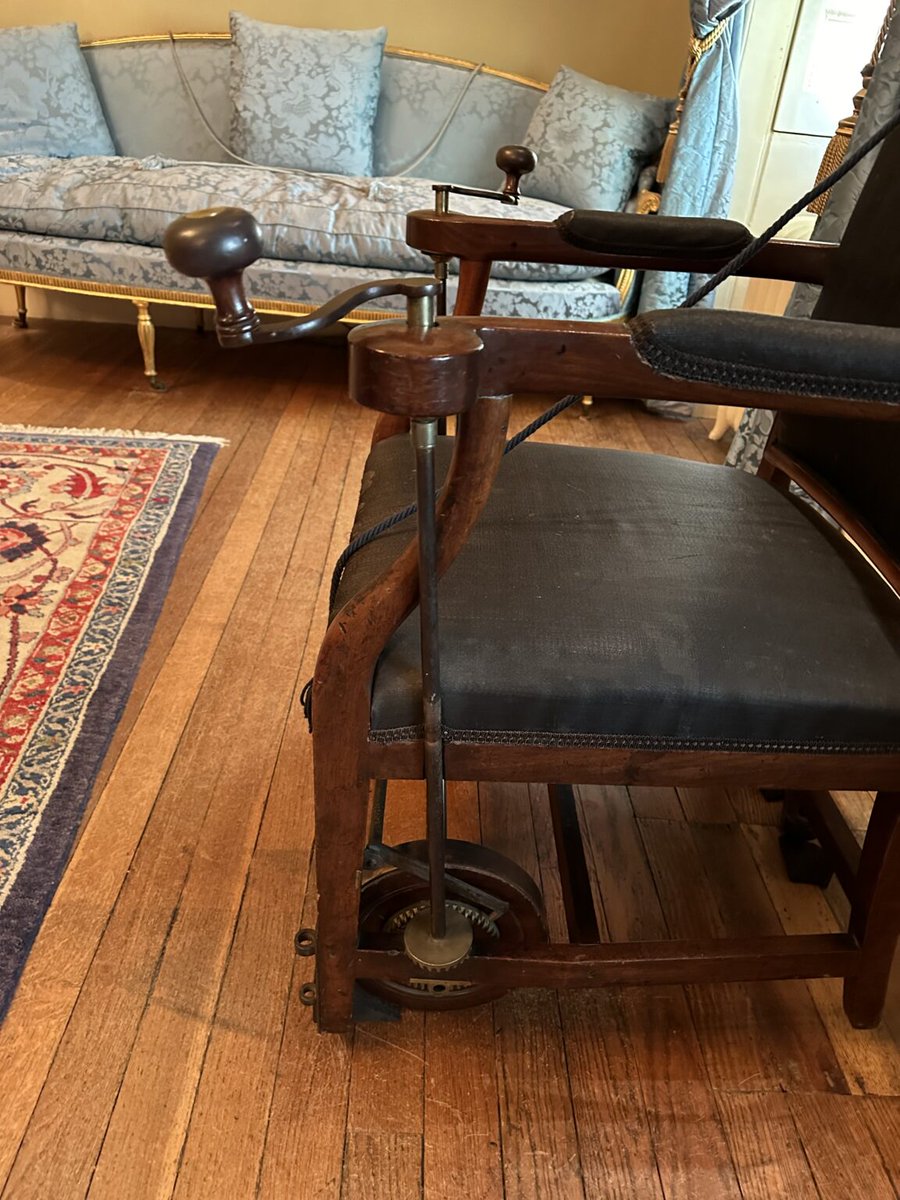 The inventor who skated into history.  Excellent guide Helene tells Joseph Merlin's story here - xlwalks.co.uk/Home/?p=3982.  Why not book a private guided walk here - xlwalks.co.uk/Home/?page_id=…
#guidedwalks #skating #visitlondon #lovelondon