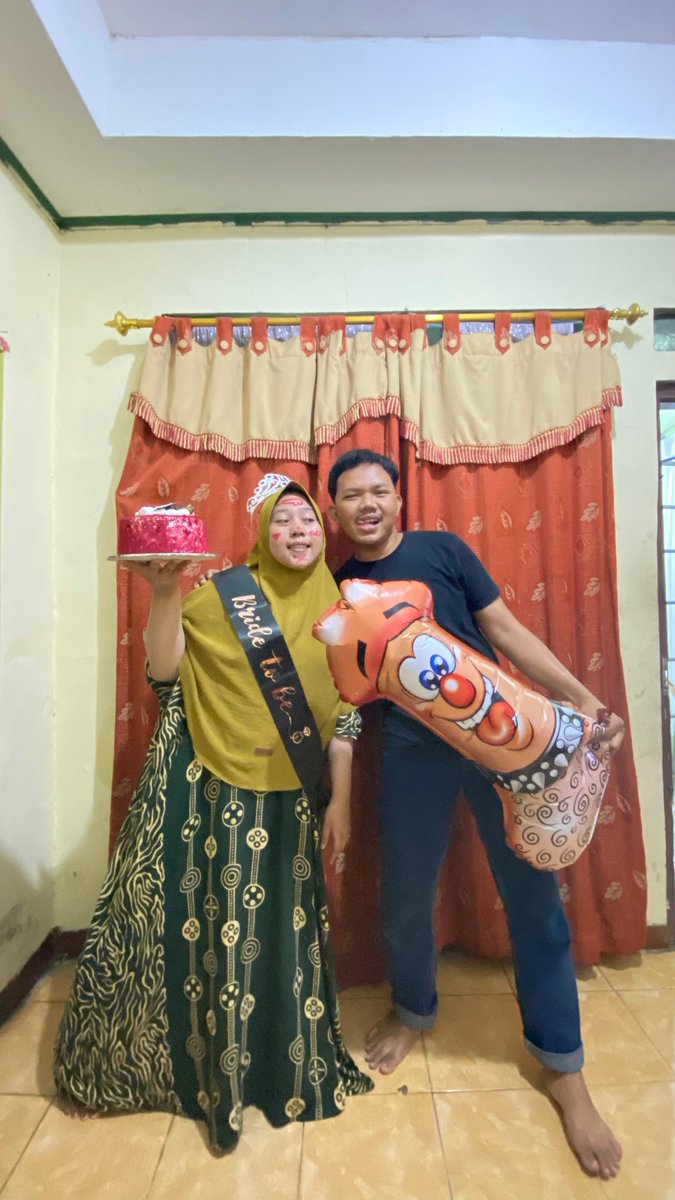 MnurB_'s tweet photo. kita dan balon kntl.wkwk https://t.co/2hMcjGKaSd