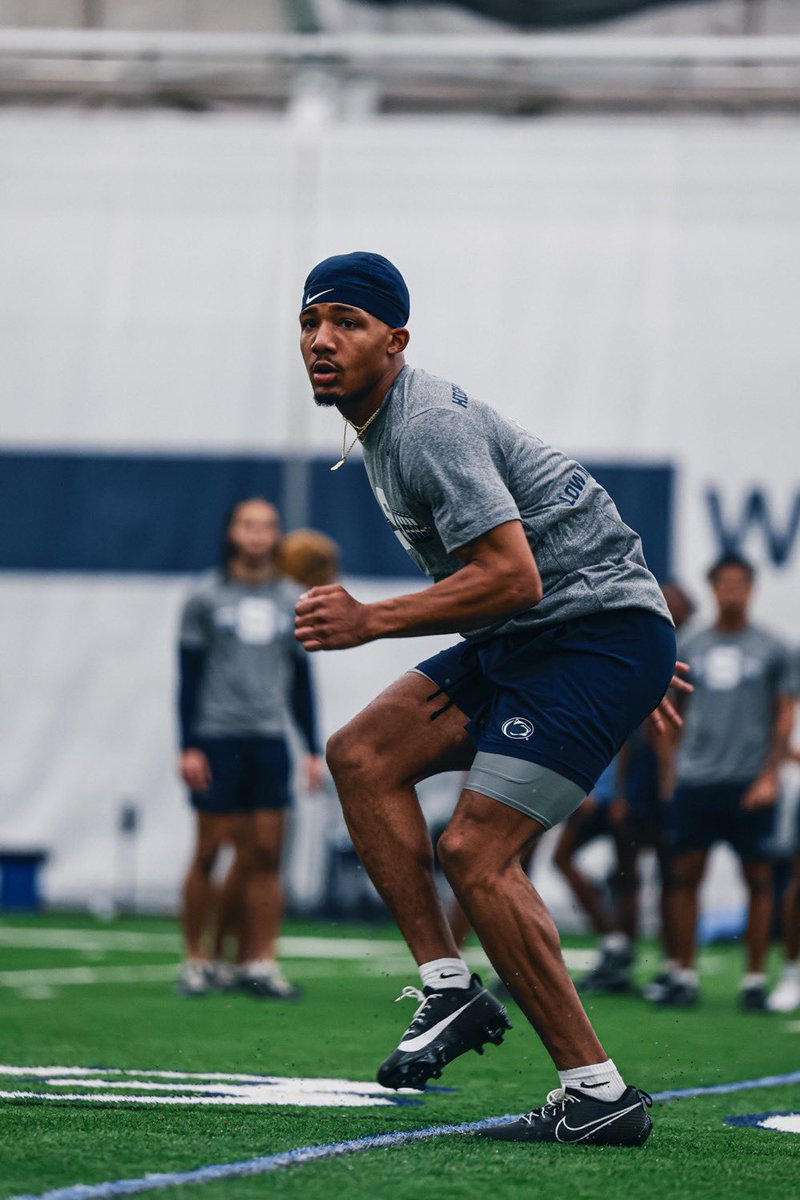 whiteoutweekly's tweet photo. Competitors of the Day, PSU Winter Workouts #WeAre 

QB- @beauprib 
RB- @NickSingletonn 
WR- @malick_meiga 
TE- Tyler Warren
OL- @TheNickDawkins 
DL- @darealbabyzane 
LB- @dominic_deluca9 
CB- @Aj_harris04 
S- @ZakeeWheatley 
ST- @SanderSahaydak https://t.co/ozuQTHcu1o