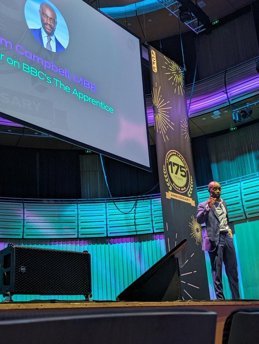 Heidi Comley tweet media