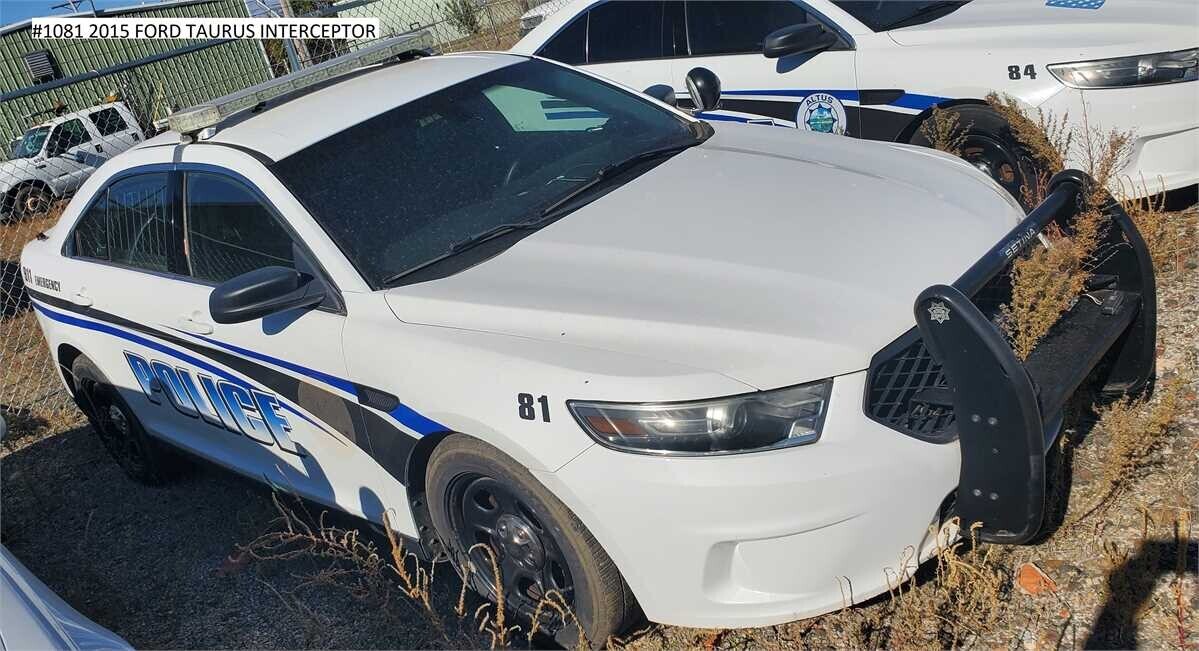 municibid's tweet image. 🚔 Introducing three 2015 #FordTaurus #Police Units from the City of Altus—equipped to serve and protect or navigate daily city drives with efficiency. Browse here to know more: mbid.us/3w7WkVJ

#AltusPD #PoliceInterceptor #Taurus2015 #PoliceFleet #PoliceCars #Ford