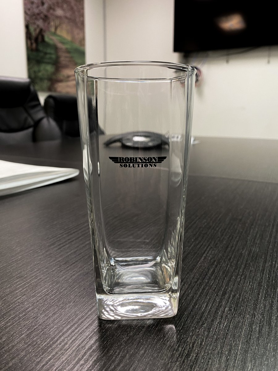 Sipping in style 🥤
Check out this glass tumbler we made for Robinson Solutions! Want to give your brand some stylish promotional items? We've got lots of different promotional items you can get YOUR brand on! Contact us today if that's something that you're interested in.