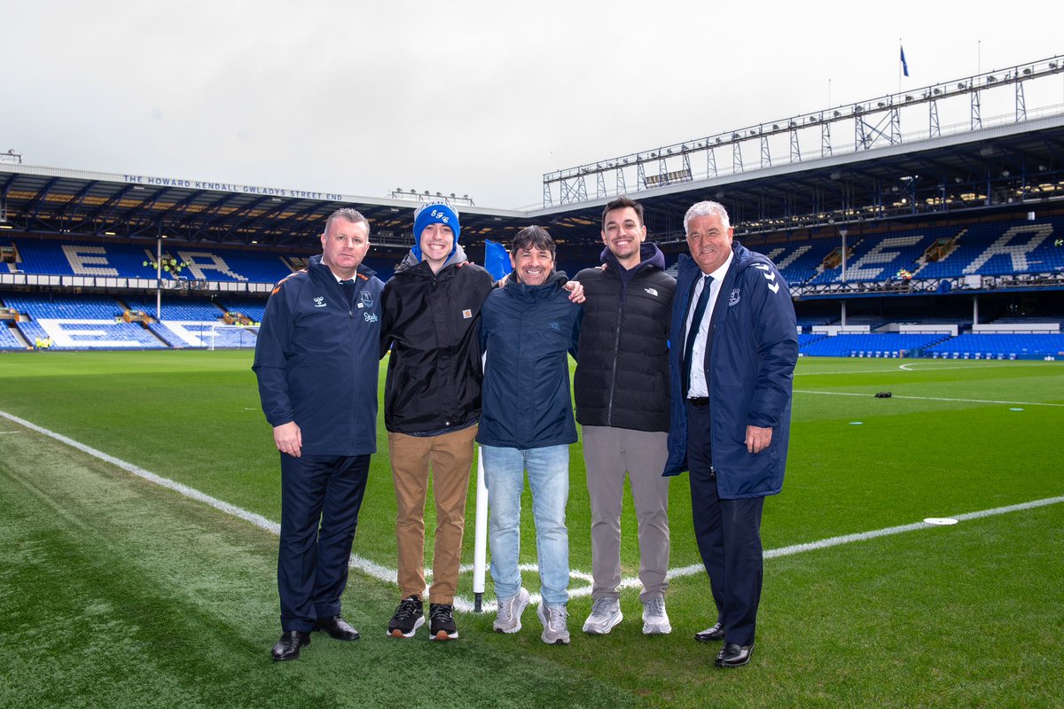 NAToffees's tweet photo. A visit from @KEVMCEFC and son’s Conor &amp; Aiden to Goodison last week.

Thanks to @efc_engagement as always for their help in making in happen. 💙 https://t.co/0CtOdSjBtm